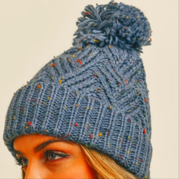 Winter Crotche beenie - Picture 2 of 3